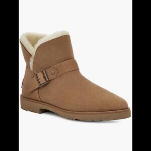 UGG Women's Cozy Brown Shearling Boots with Buckle US size 7